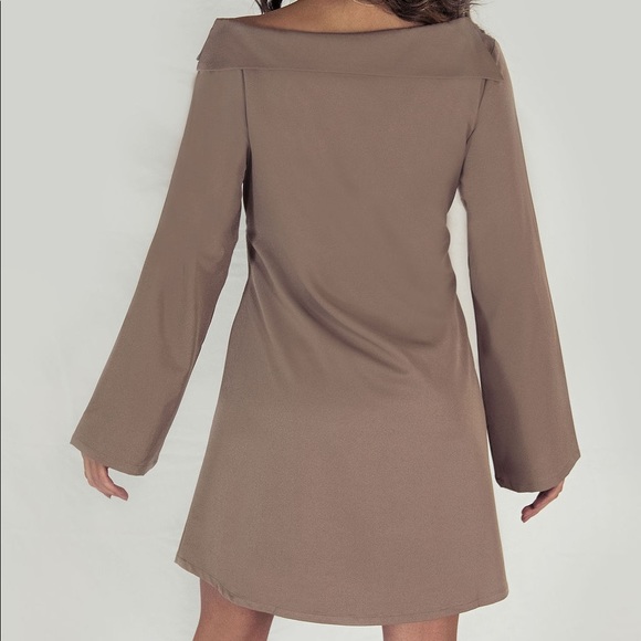 Dress - Picture 4 of 4